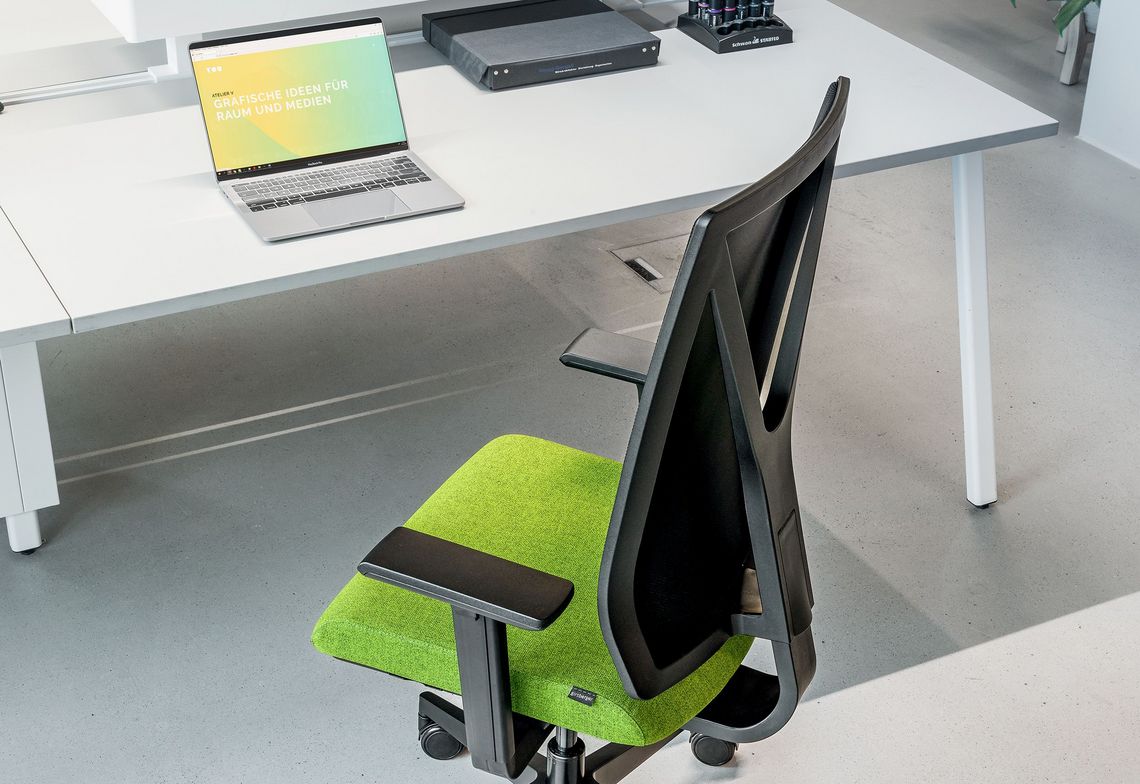 Yanox Flex sur le bureau au bureau