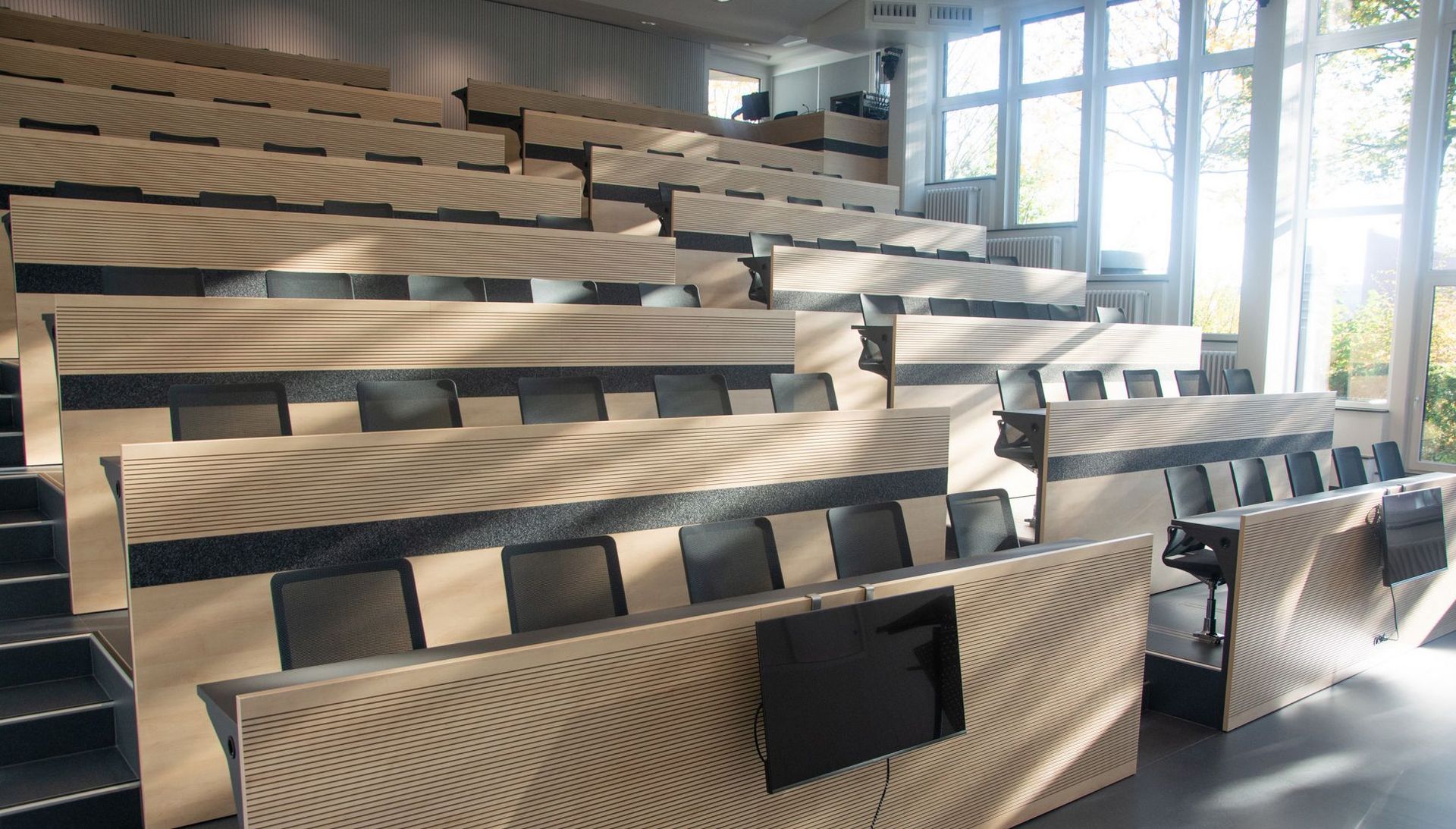 Hörsaal Schornsteinfegerakademie in Dülmen: Bürostühle Linq