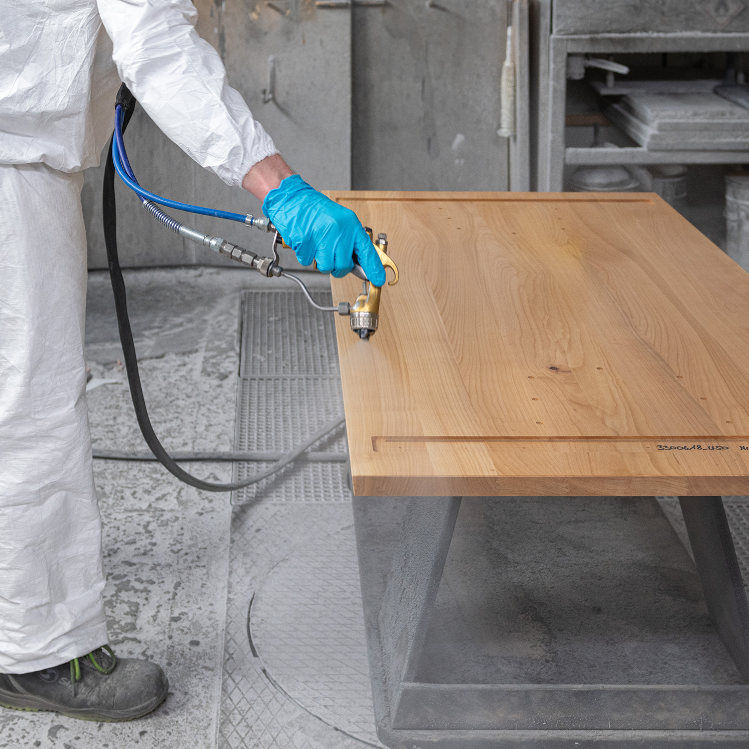 Customized Furniture: Oberflächenveredelung