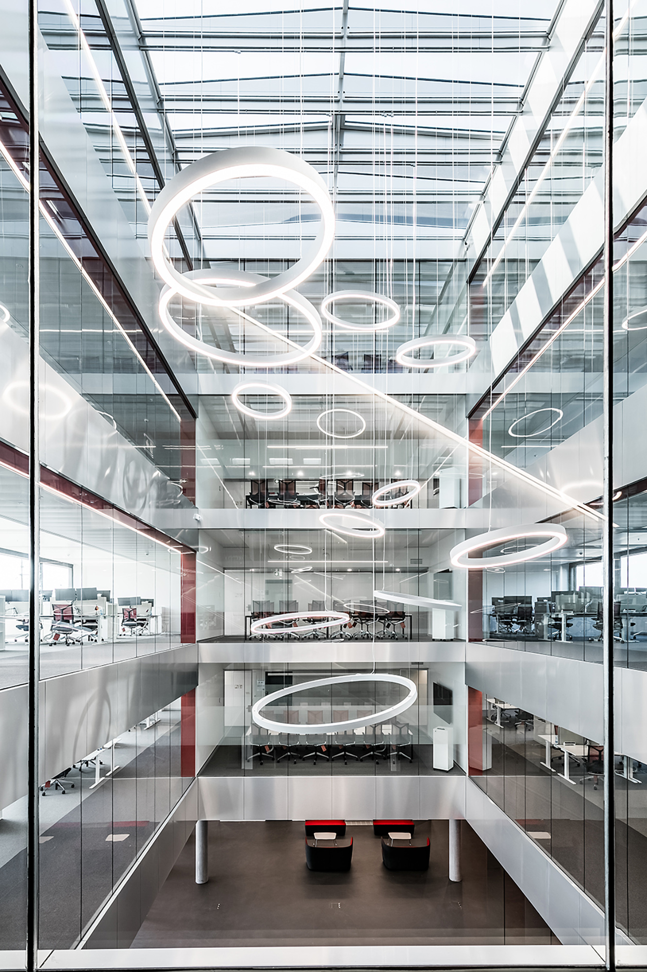 Zentrale von 3M EMEA in Langenthal: Transparentes und kommunikatives Raumkonzept der Büroflachen