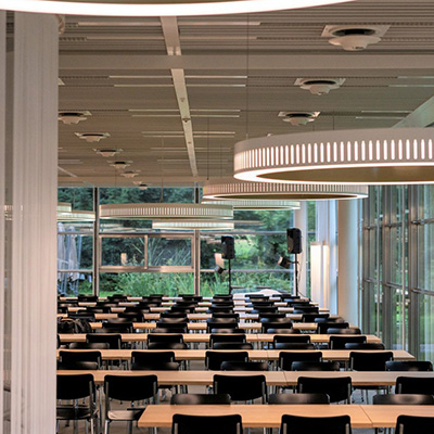 SBB Centre Loewenberg, Murten, Schweiz
