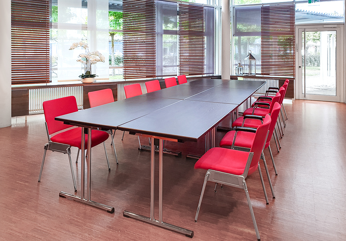 FILharmonie, Filderstadt, Allemagne Centre de culture et de congrès: chaises révisées